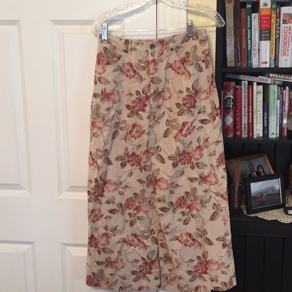 Eddie Bauer Dresses & Skirts - Eddie Bauer Flower skirt